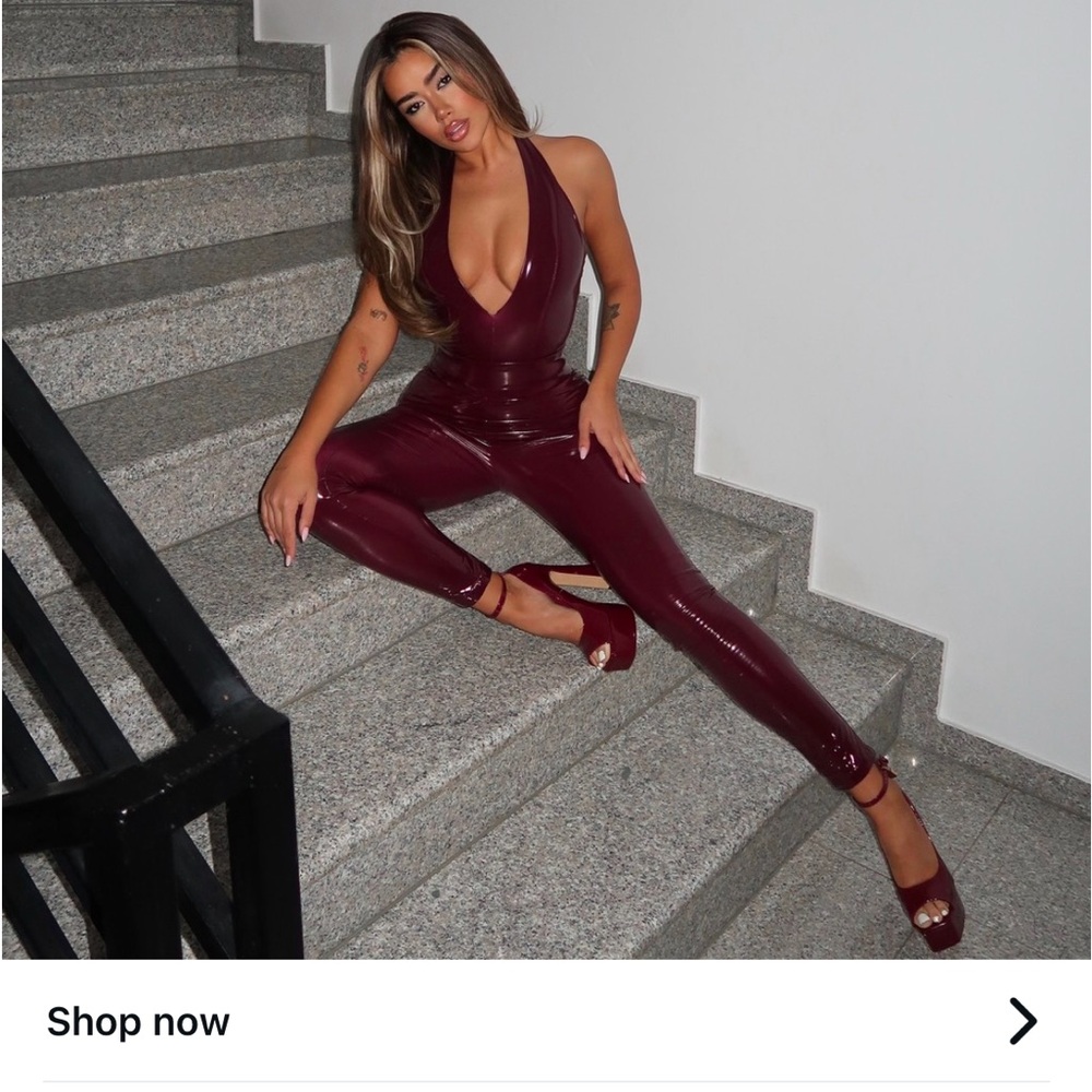 Chic Burgundy Halter Bodysuit - Picture 2 of 3